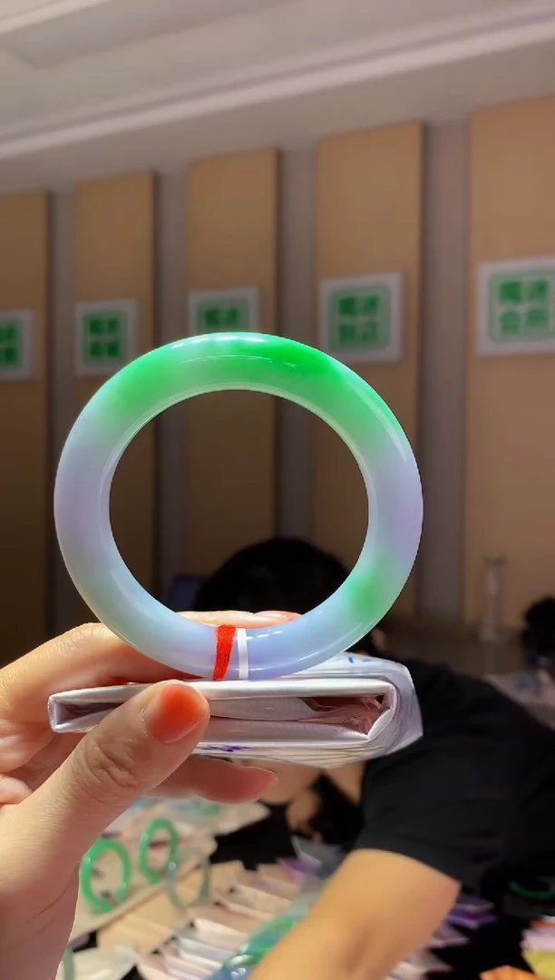 未镶嵌手镯翡翠-Q4 圈口59 全款15万 定金2万