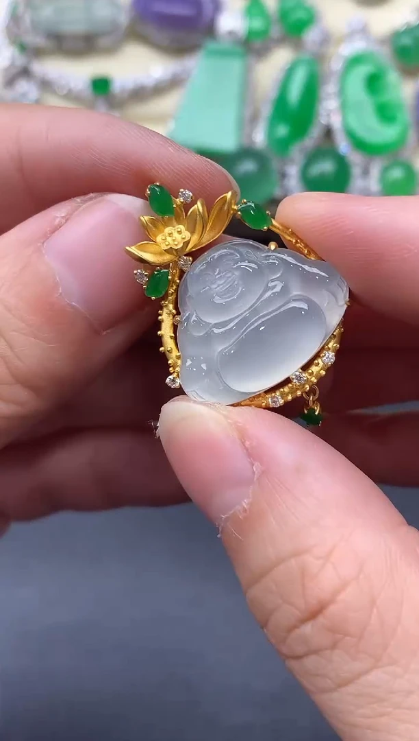 颈饰18K金镶嵌翡翠363-中国好珍宝