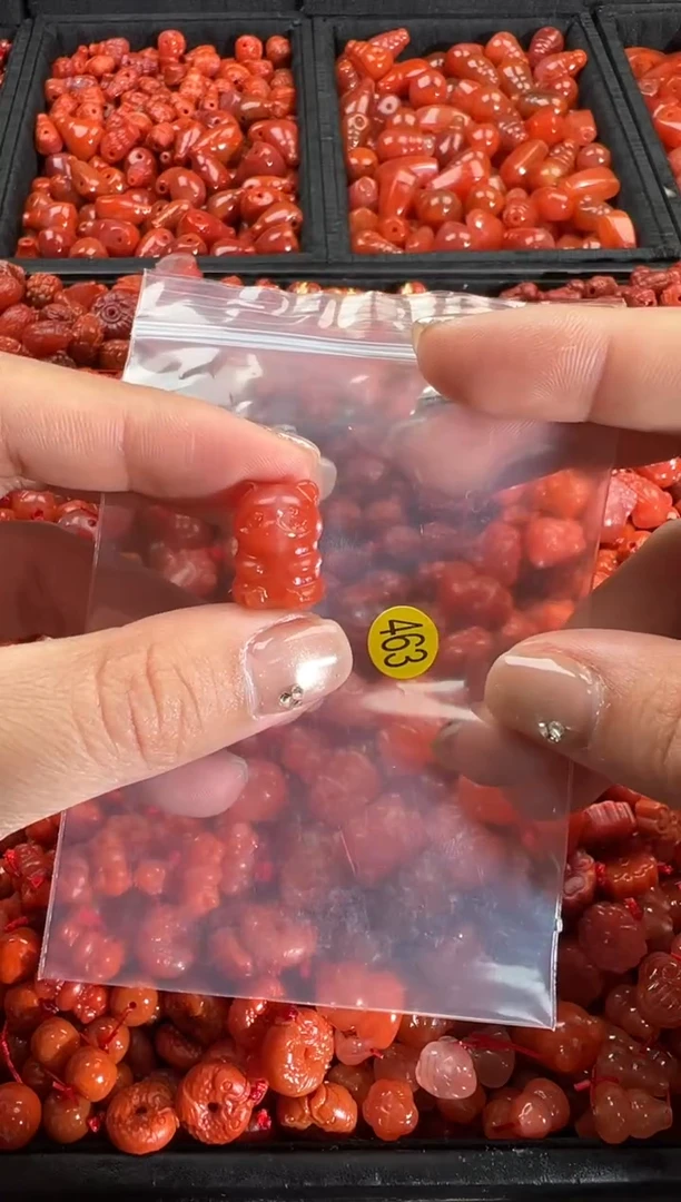 【闪购商品】南红玛瑙颈饰未镶嵌1