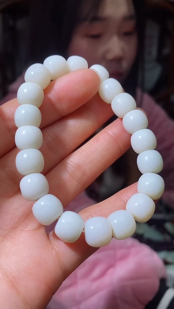 【闪购商品】和田玉手串未镶嵌卡10