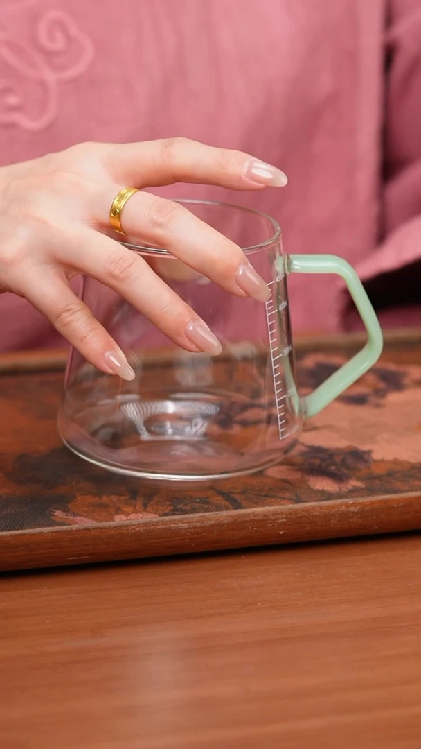 【闪购商品】璃享/雅韵刻度量杯/450ml/浅玉色