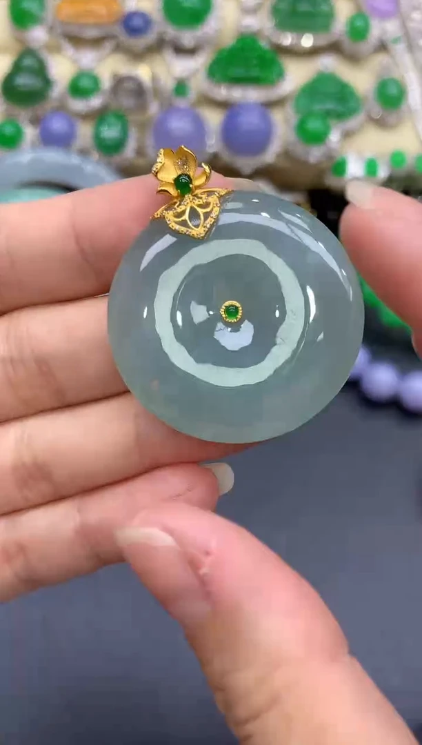 颈饰18K金镶嵌翡翠373-中国好珍宝