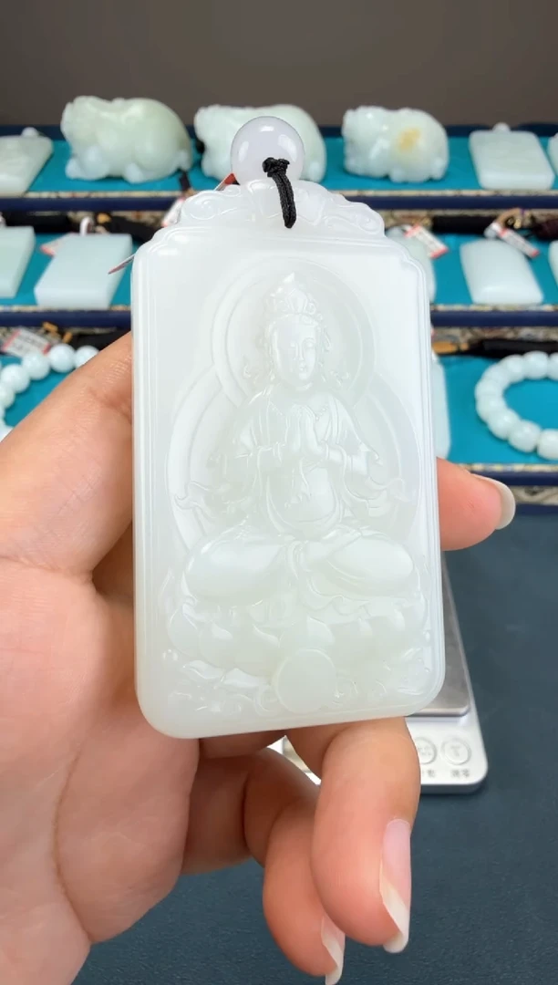 颈饰未镶嵌和田玉1
