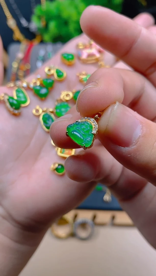 吊坠(不含链)银S925镶嵌翡翠佛公万能扣