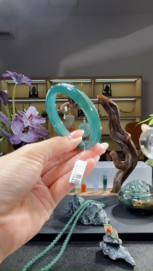 未镶嵌手镯翡翠52圈