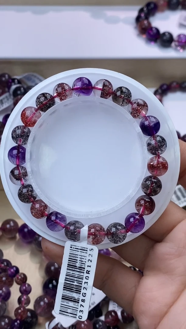 【闪购商品】水晶手链未镶嵌黑加仑超七单圈8m+