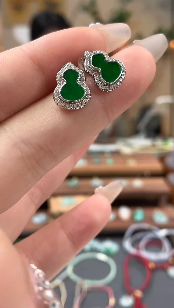 【闪购商品】翡翠耳饰银S925镶嵌耳饰