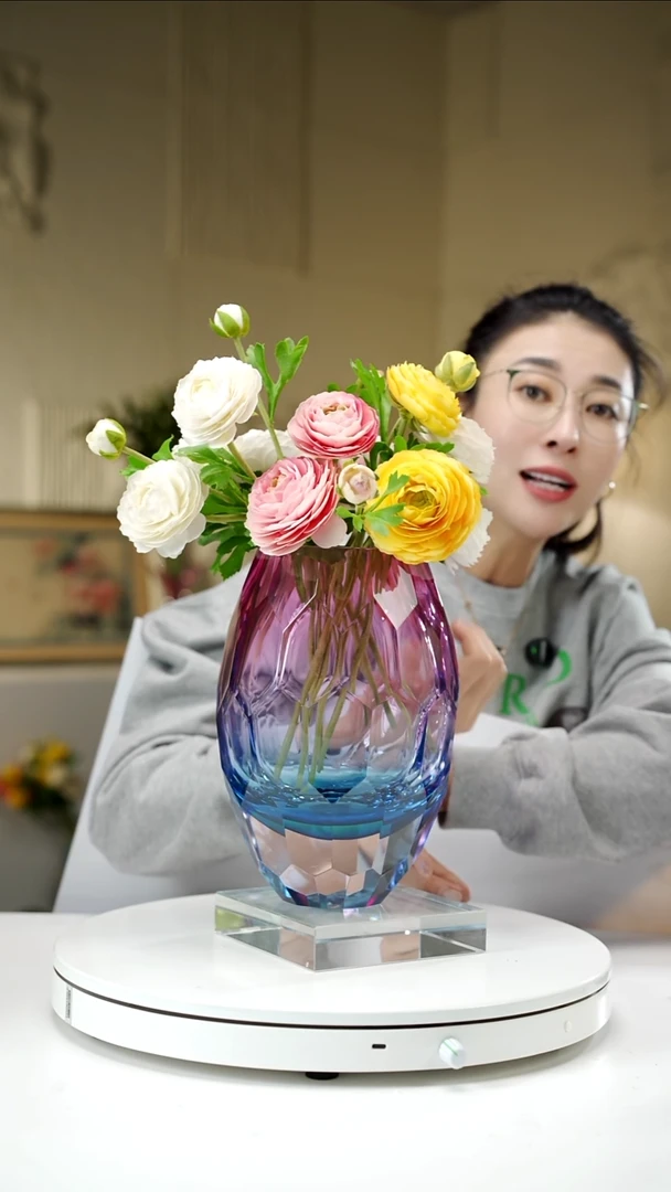 手工艺品琉璃金红蓝切面花瓶