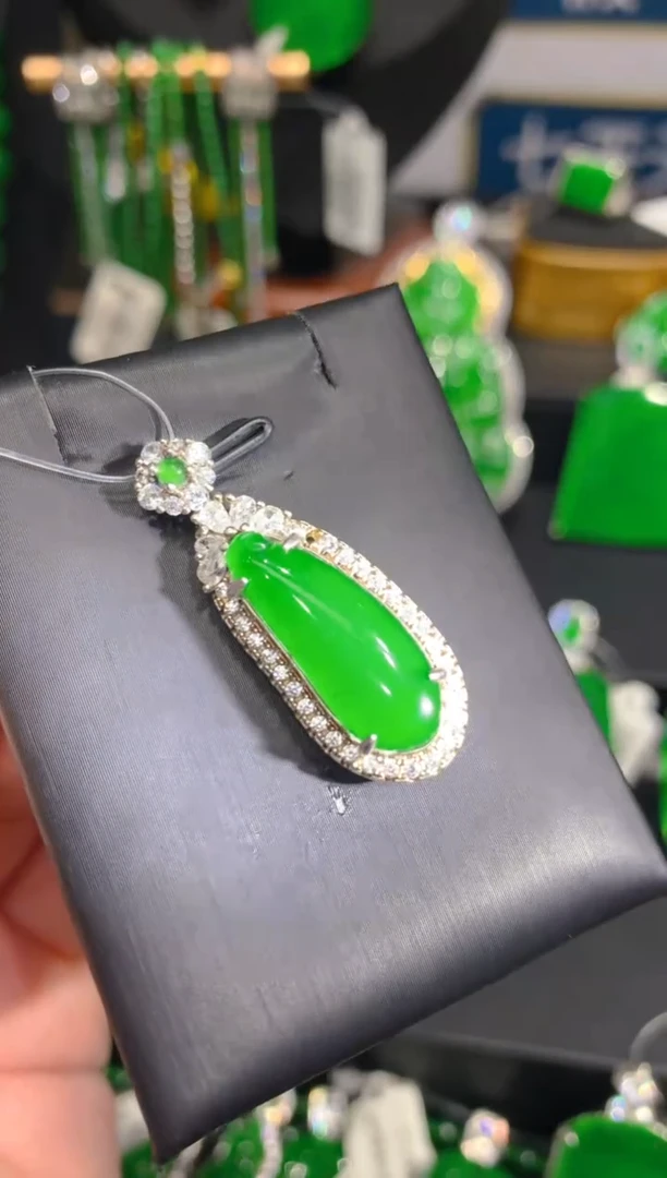 翡翠银S925镶嵌颈饰12一季