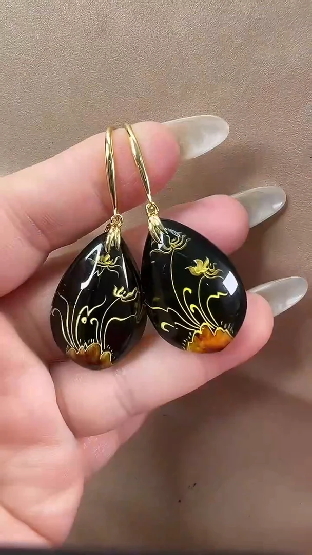 琥珀颈饰未镶嵌耳环