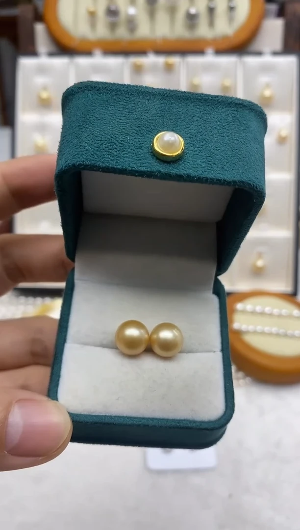 【闪购商品】海水珍珠耳饰18K金镶嵌10-11mm