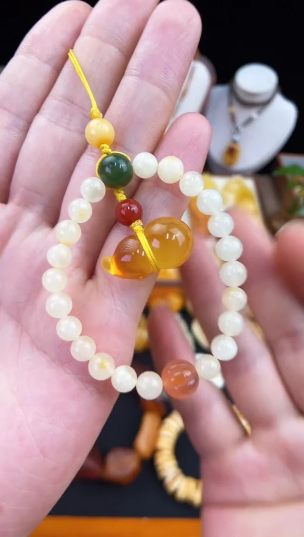 琥珀未镶嵌珠宝奇石柒月