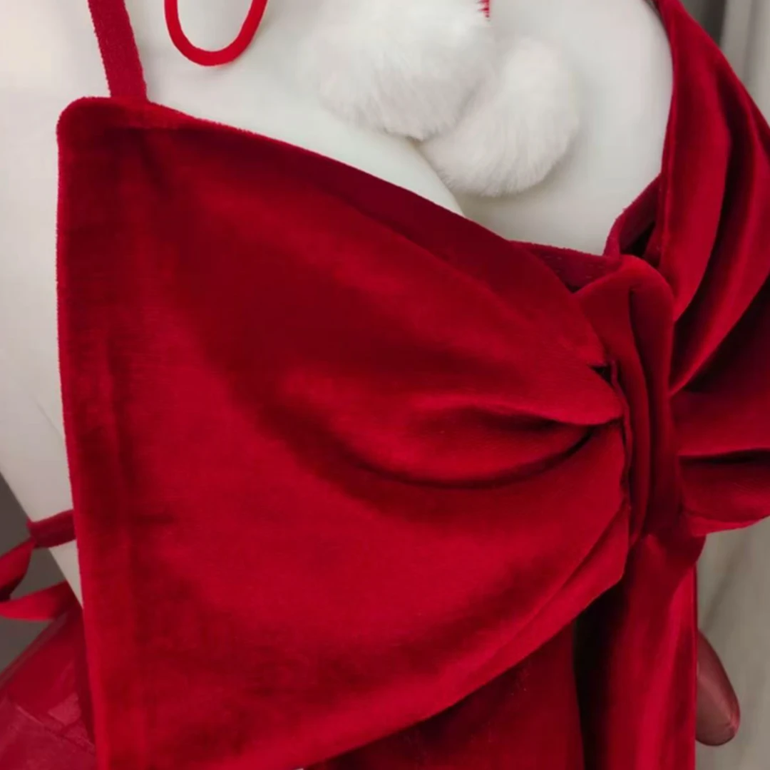 纯爱日记-圣诞红蝴蝶结性感挂脖连衣裙