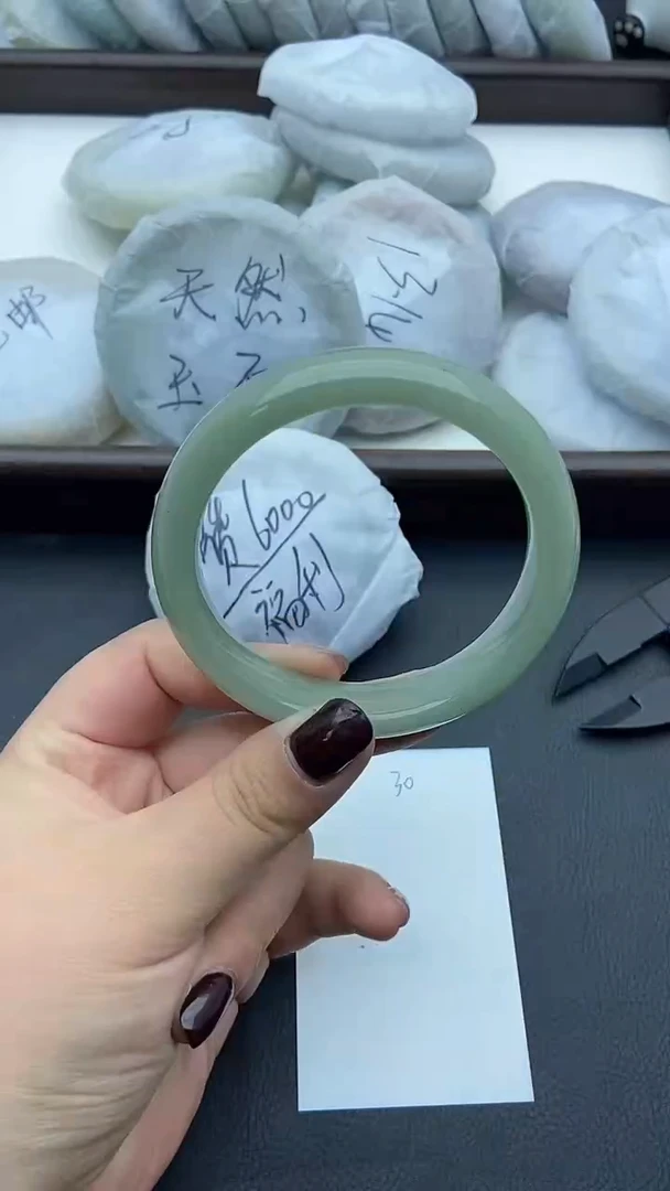 未镶嵌手镯石英质玉30+60/61