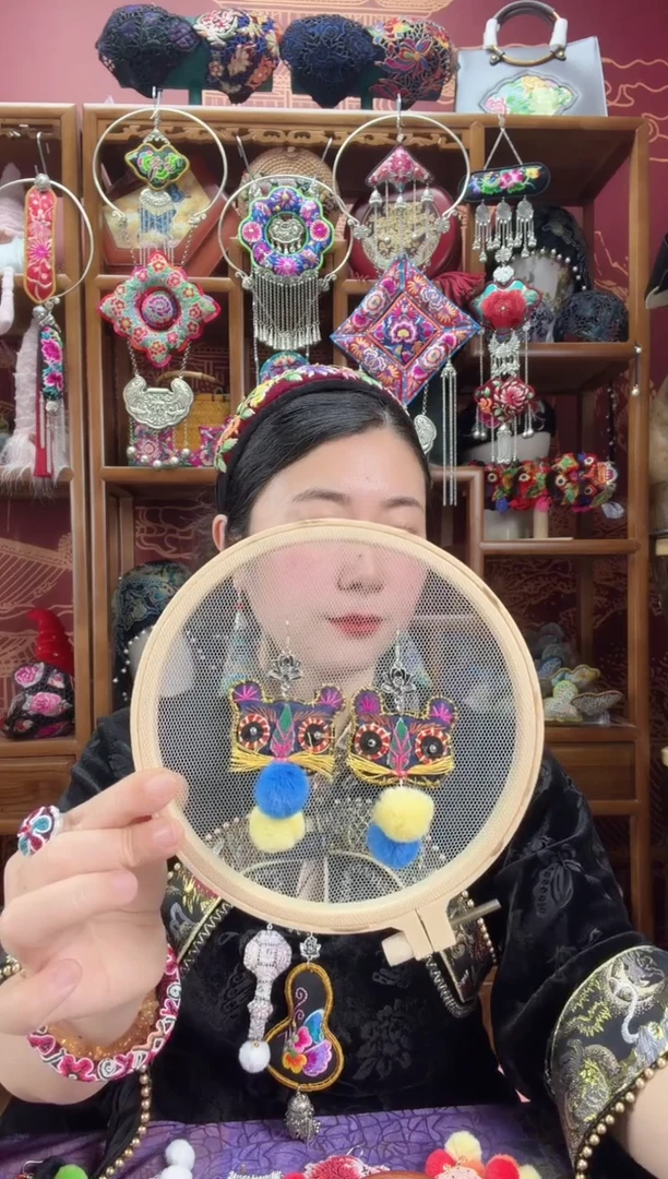 刺绣耳环70甜甜家