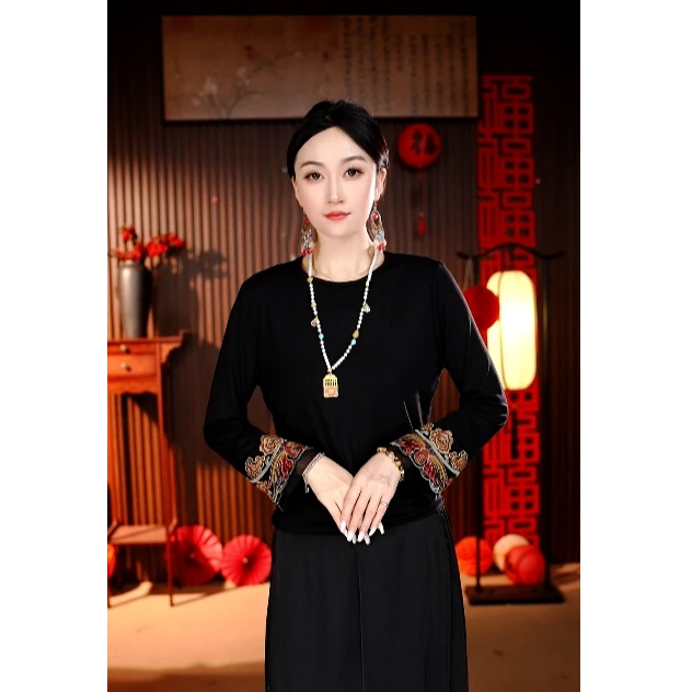 【金蝶】公子柒新中式国风妈妈装微喇叭刺绣打底衫
