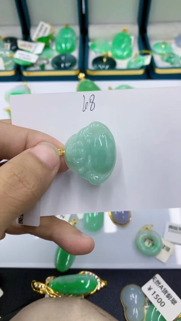 颈饰未镶嵌翡翠翡翠