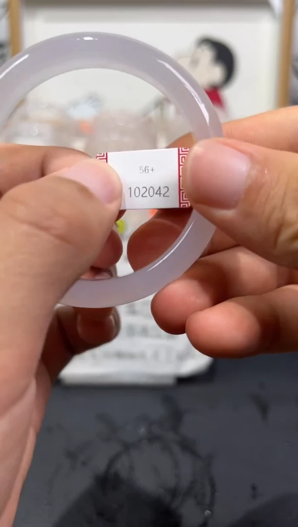 玛瑙/玉髓手镯未镶嵌悄**?102042