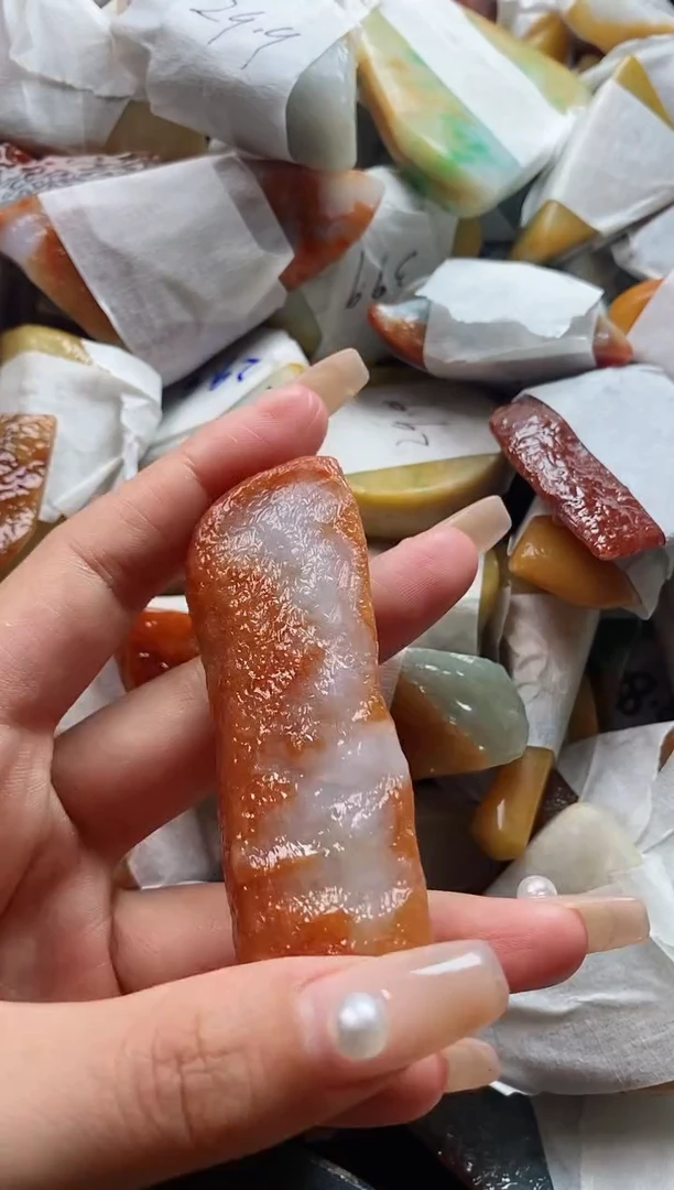 翡翠裸石翡翠挂件裸石