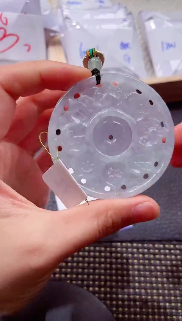 颈饰未镶嵌翡翠000111