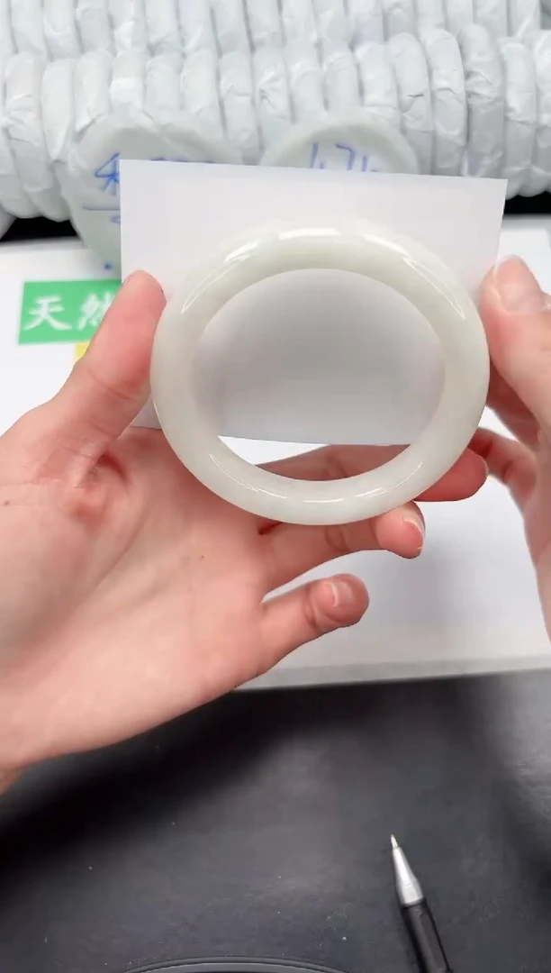 【闪购商品】和田玉手镯未镶嵌57-61