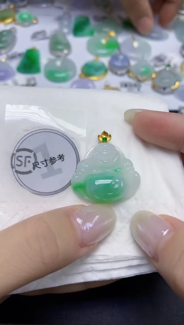 颈饰18K金镶嵌翡翠天然缅甸翡翠A货百元以上9元证书费自理