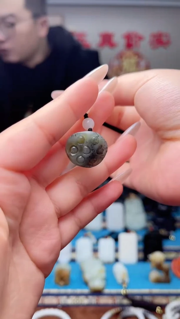 【闪购商品】和田玉挂件未镶嵌1