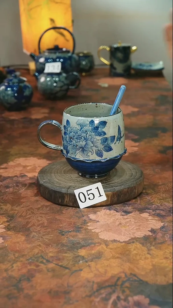茶碗............051
