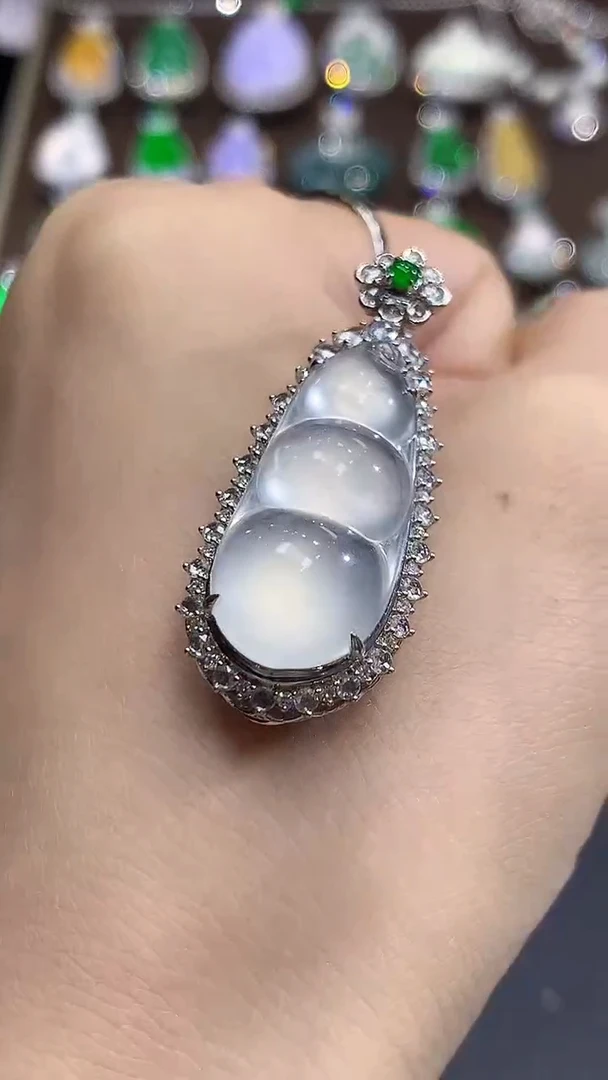 吊坠(不含链)18K金镶嵌翡翠S33