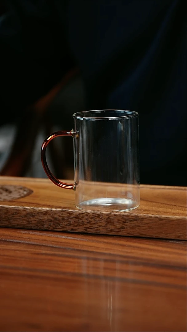 【闪购商品】个人绿茶杯唬迫色300毫升