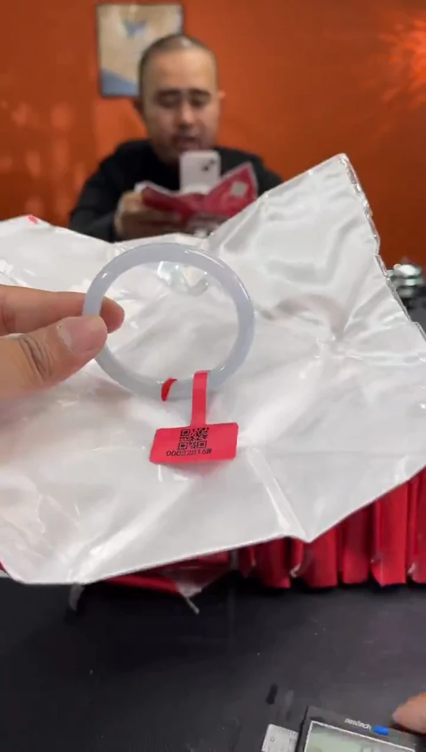 未镶嵌手镯翡翠5 51