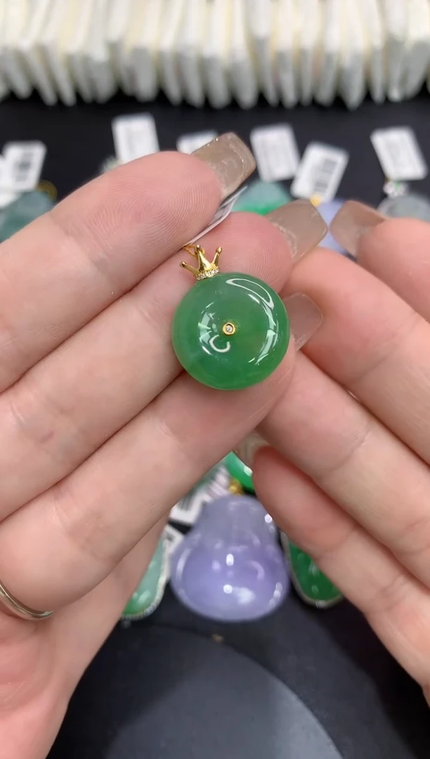 吊坠(不含链)18K金镶嵌翡翠111