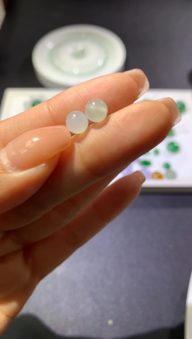 【闪购商品】定制翡翠未镶嵌珠2