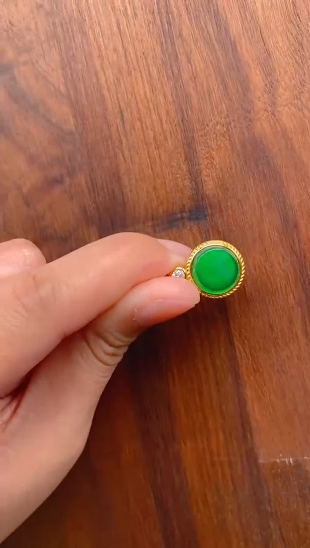 【闪购商品】翡翠吊坠(不含链)银S925镶嵌圆无事牌