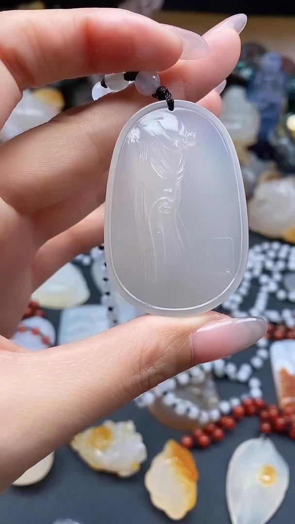 【闪购商品】玛瑙/玉髓颈饰未镶嵌dd