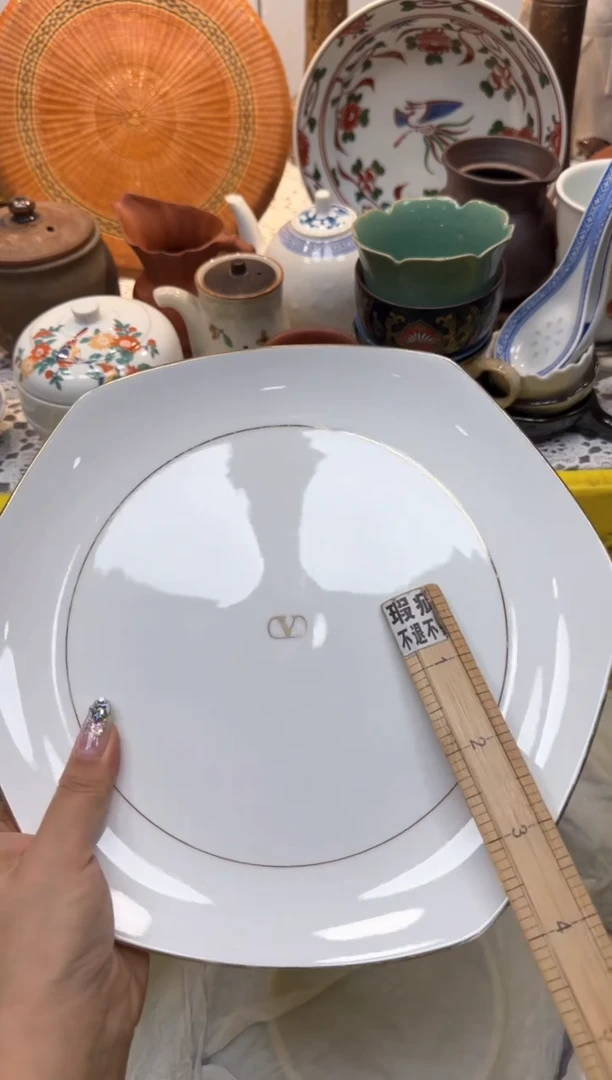 【闪购商品】326回流瓷器，默认微瑕，18包邮