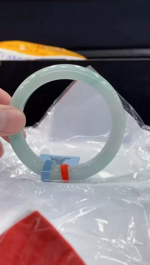 未镶嵌手镯翡翠翡翠手镯