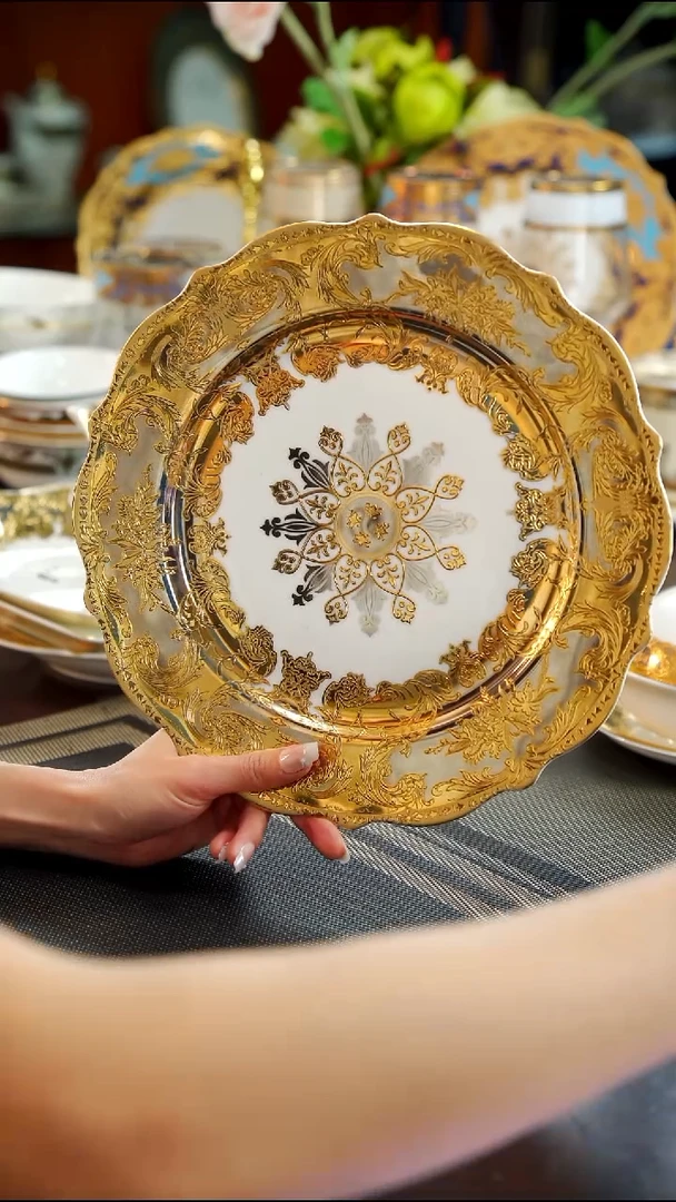 瓷片11英寸平盘1个