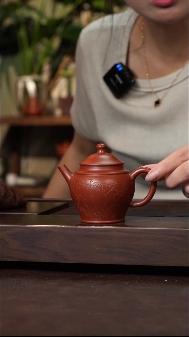 茶壶紫砂朱泥刻绘宫灯