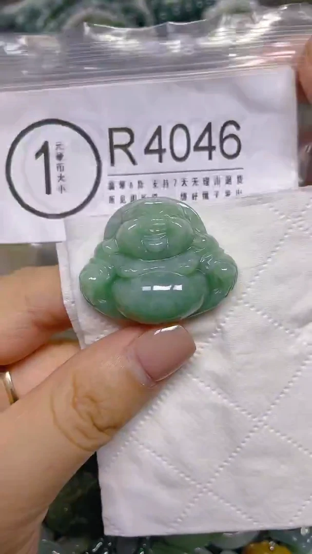 颈饰未镶嵌翡翠/ R /翡翠A货，一件也是批发价