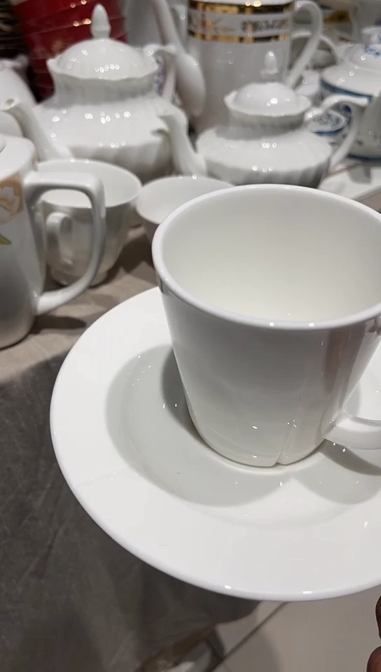 骨瓷杯碟罗尔白瓷