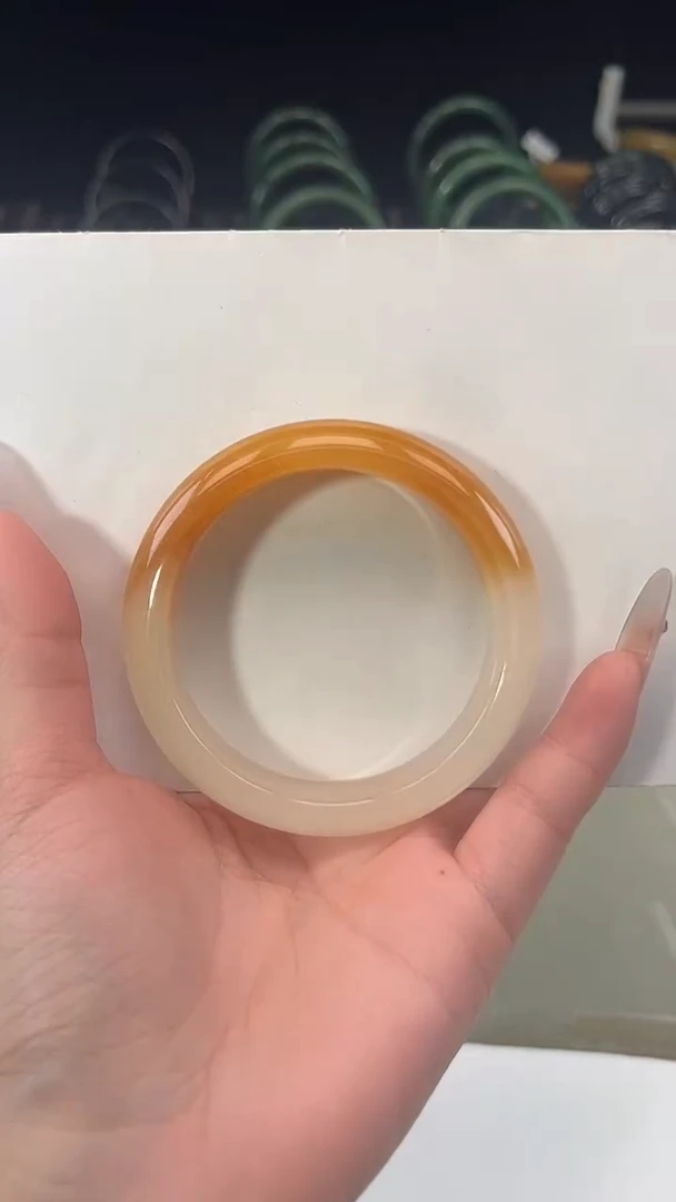 未镶嵌石英质玉（黄龙玉）手镯58圈口005