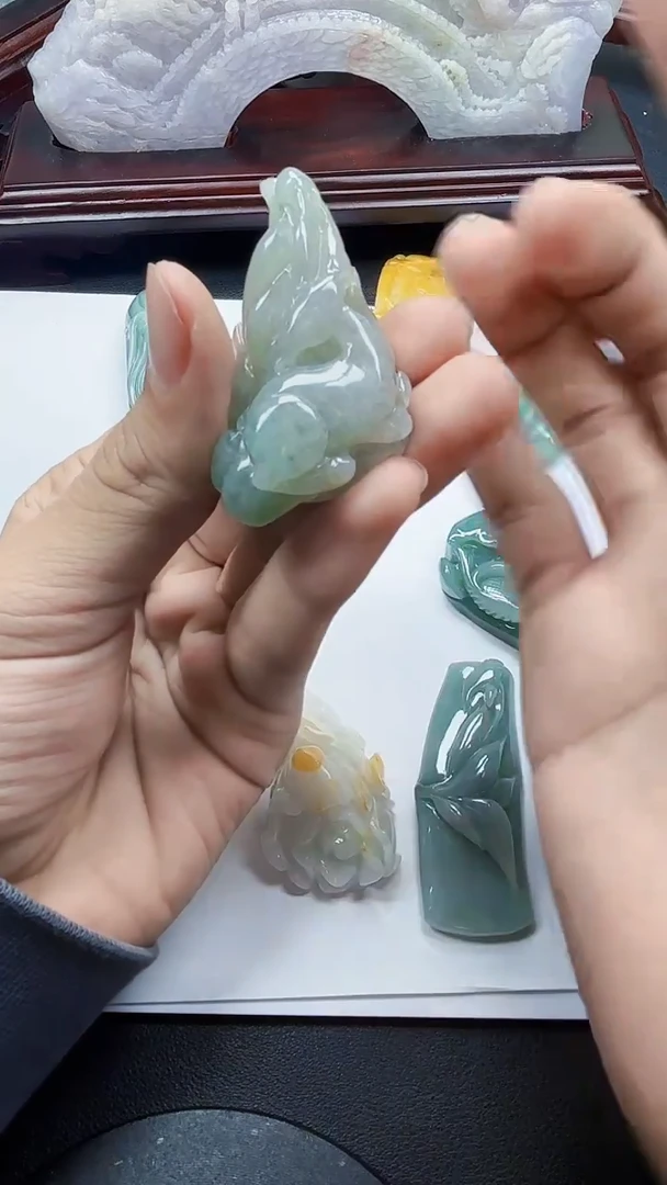 吊坠(不含链)未镶嵌翡翠1