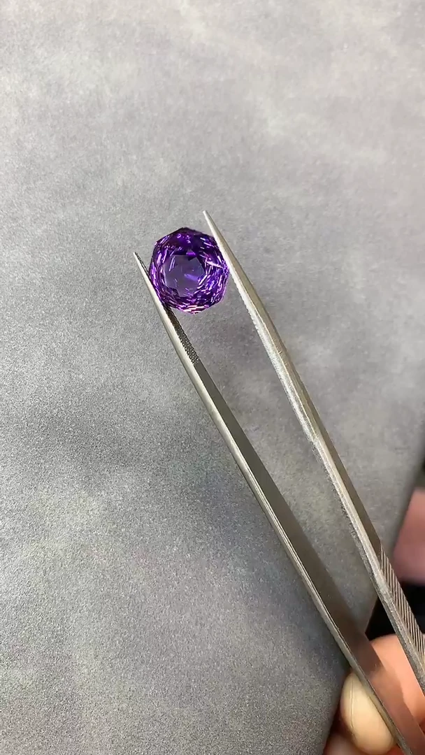 【闪购商品】紫晶笔搁未镶嵌15紫水晶裸石多样性发一颗