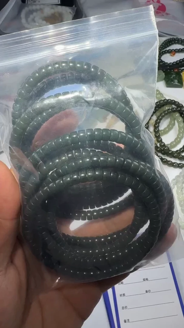 手串未镶嵌和田玉手串