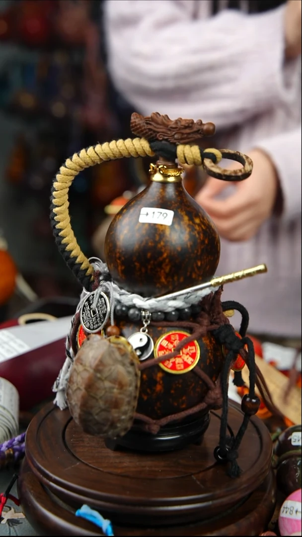 179号500ml左右非遗大漆酒葫芦