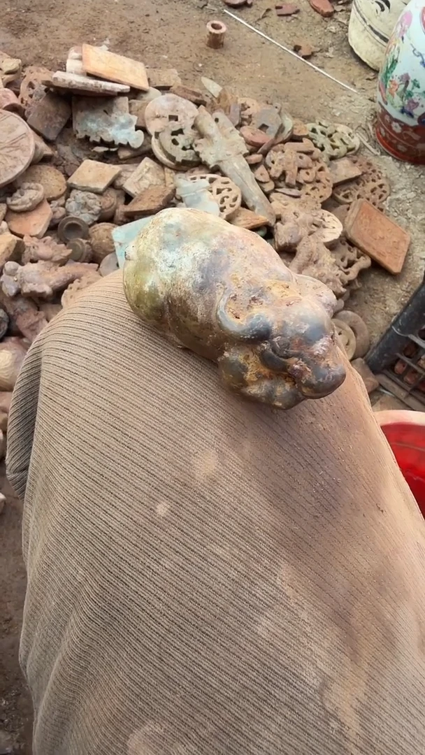 未镶嵌岫岩河磨玉（透闪石质玉）挂件岫岩河磨玉