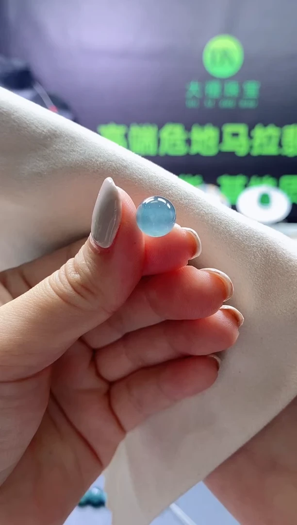 翡翠未镶嵌颈饰0332362243
