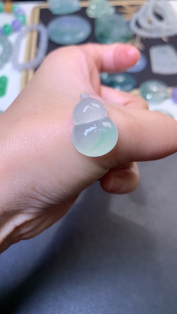 未镶嵌定制翡翠毛货