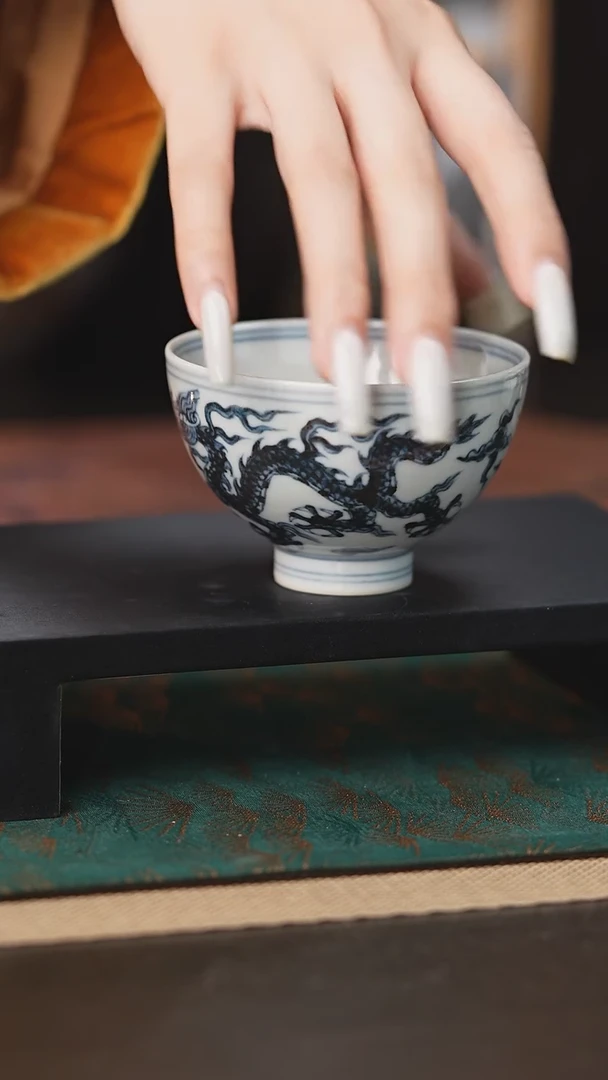 【闪购商品】摆件耕道堂青花龙凤鸡心杯